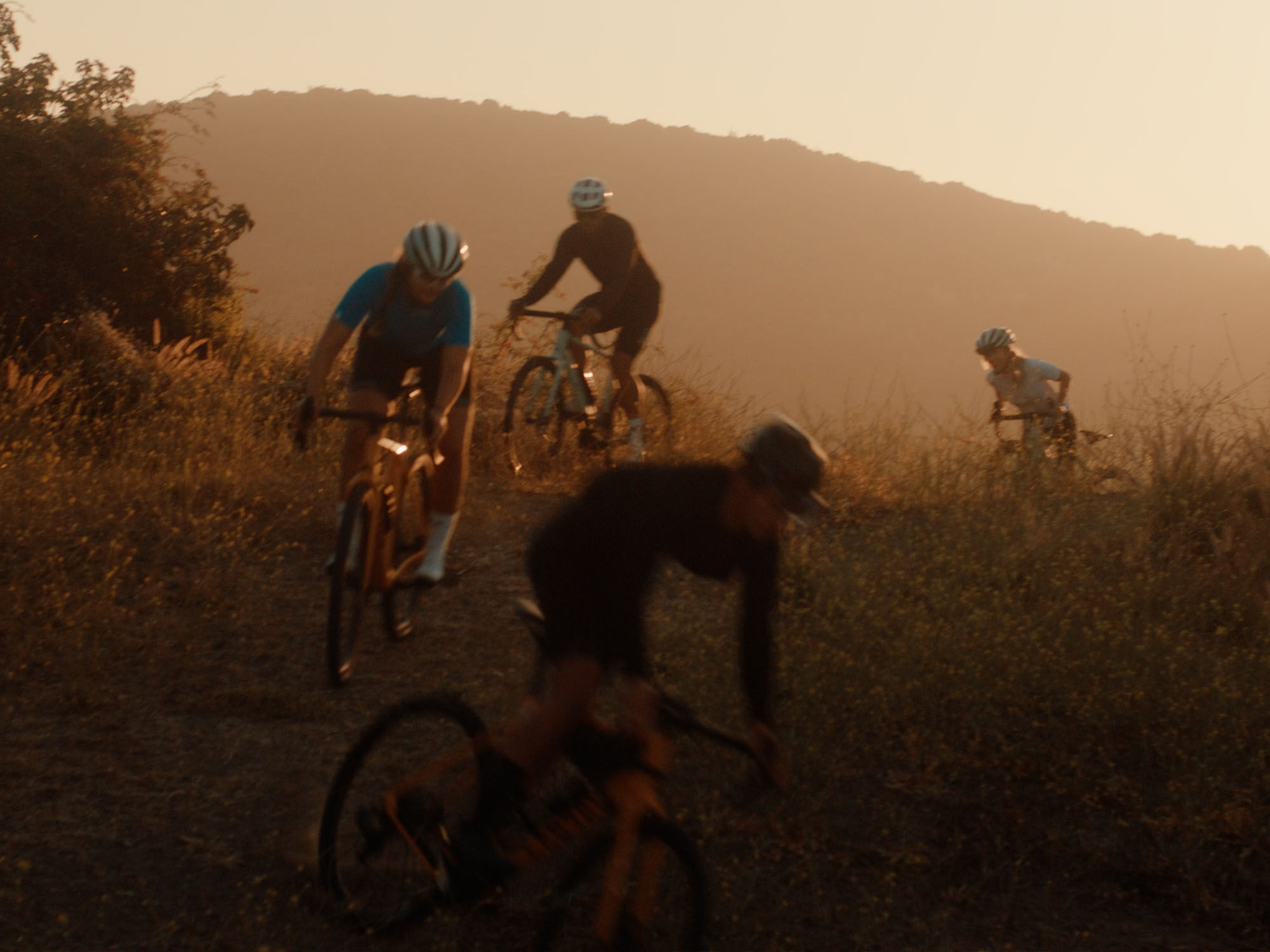 World-Class Road, Gravel, & Mountain Bikes | CANYON JP