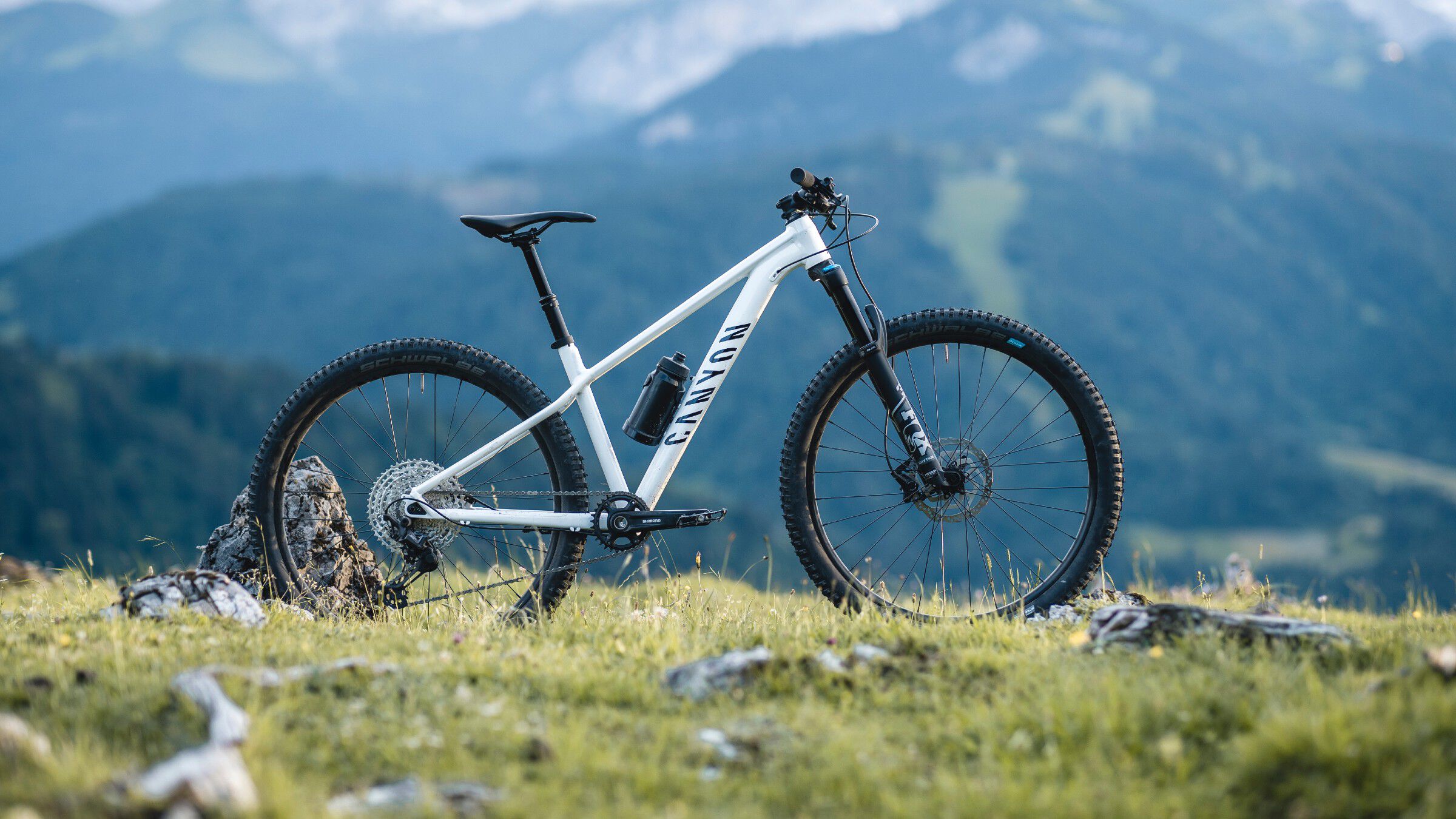 Canyon hybrid online bike