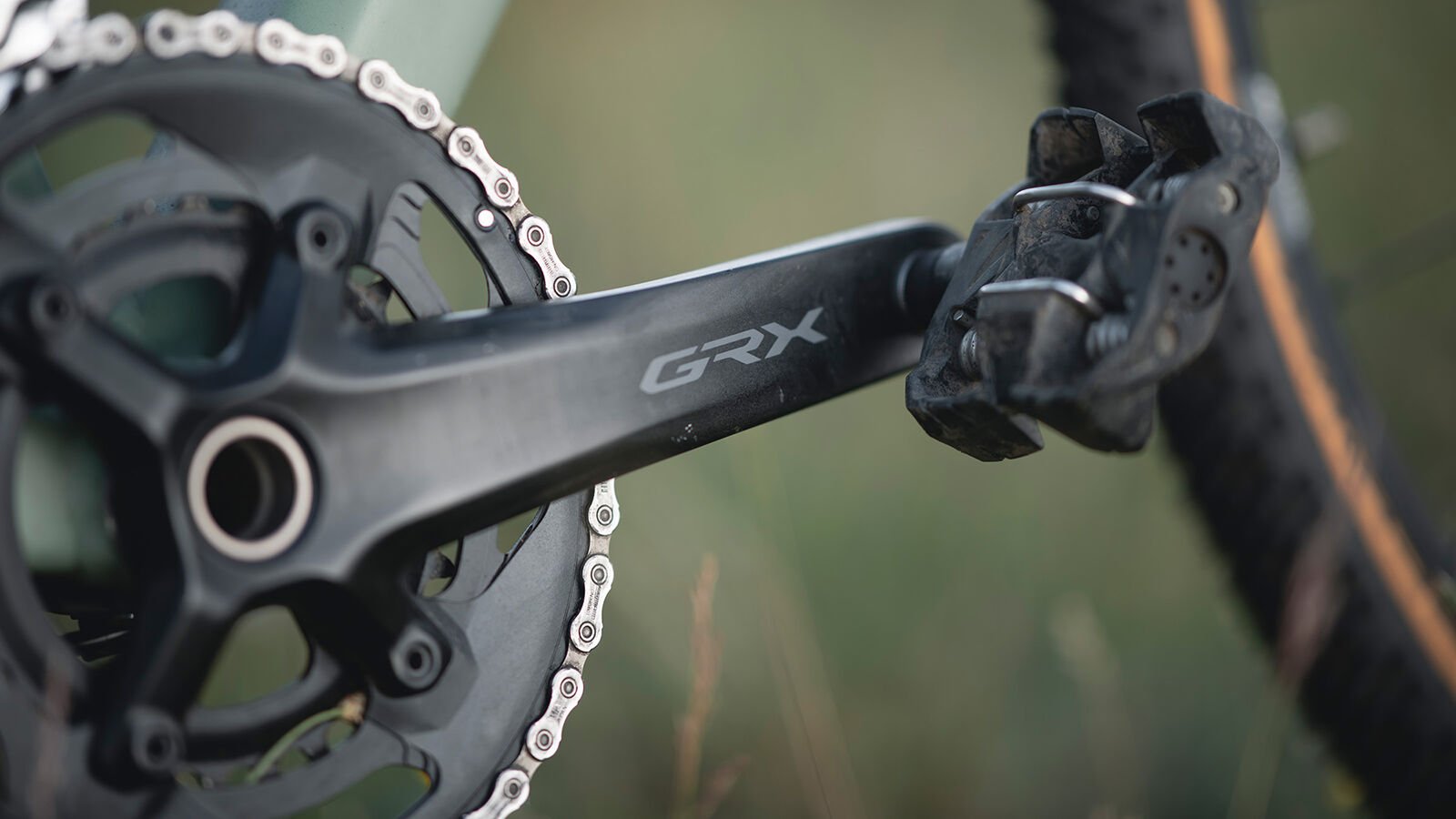 Gravel bike deals pedal