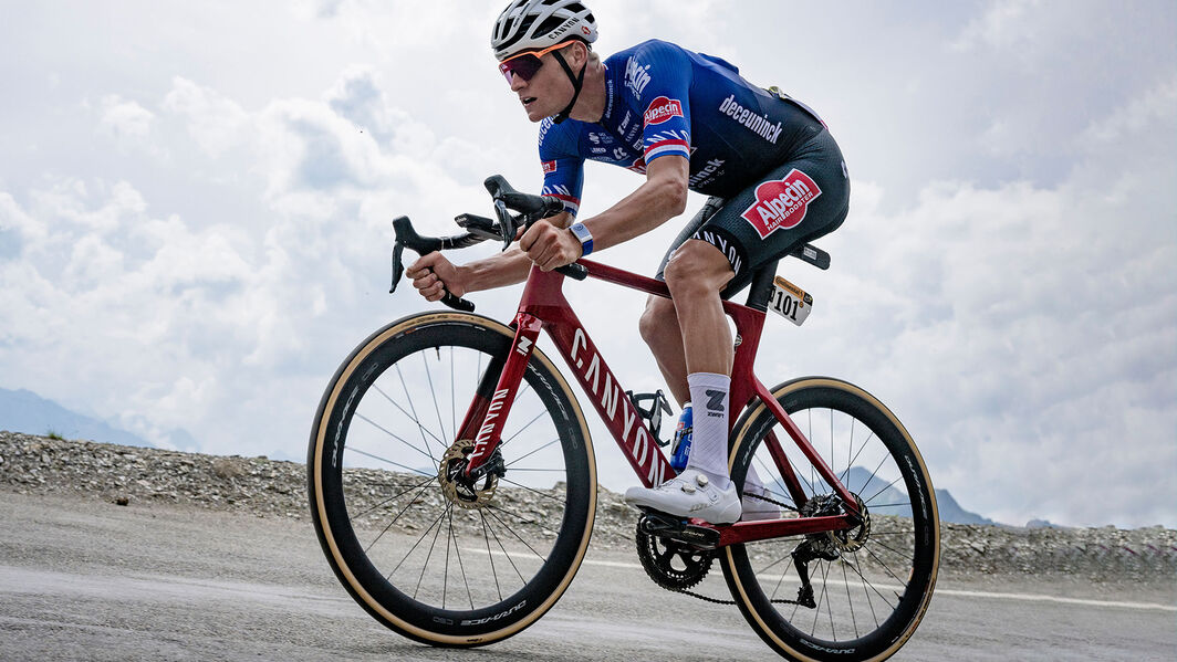 Mathieu Van Der Poel winning Paris-Roubaix on an Aeroad