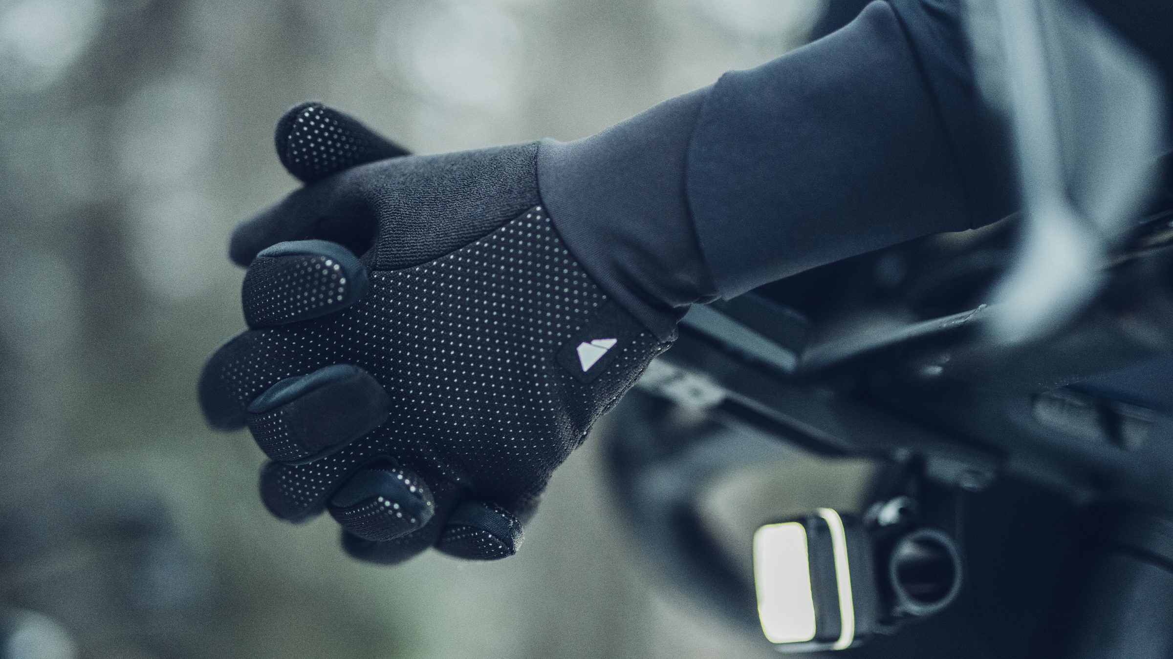 Cold weather bike deals gloves