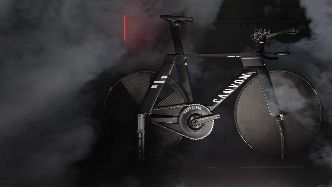 Cutting-Edge Design: The Canyon Speedmax CFR Track Bike - A technological marvel that propels teams to success at the highest level.   