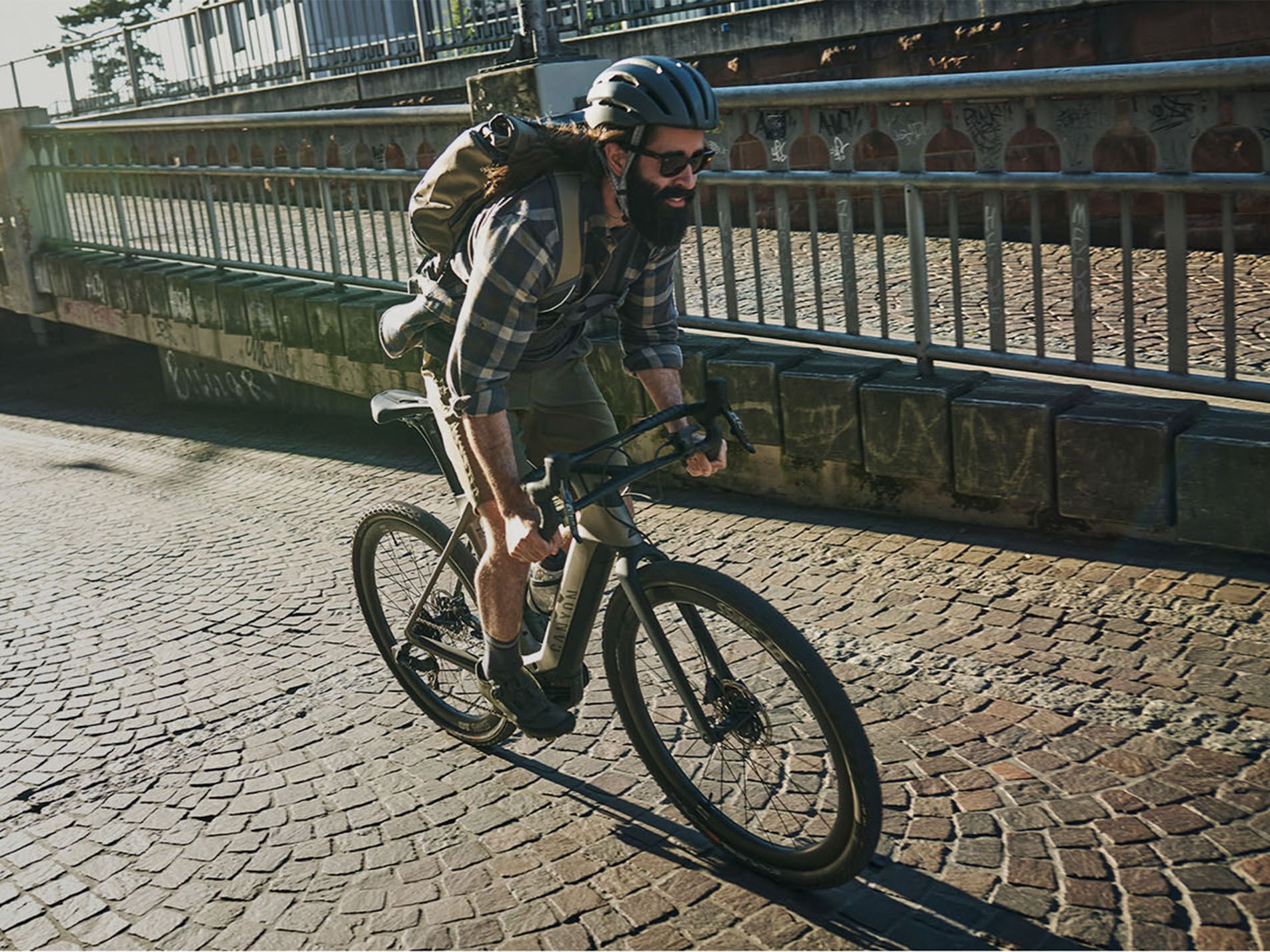 gravel bike urban