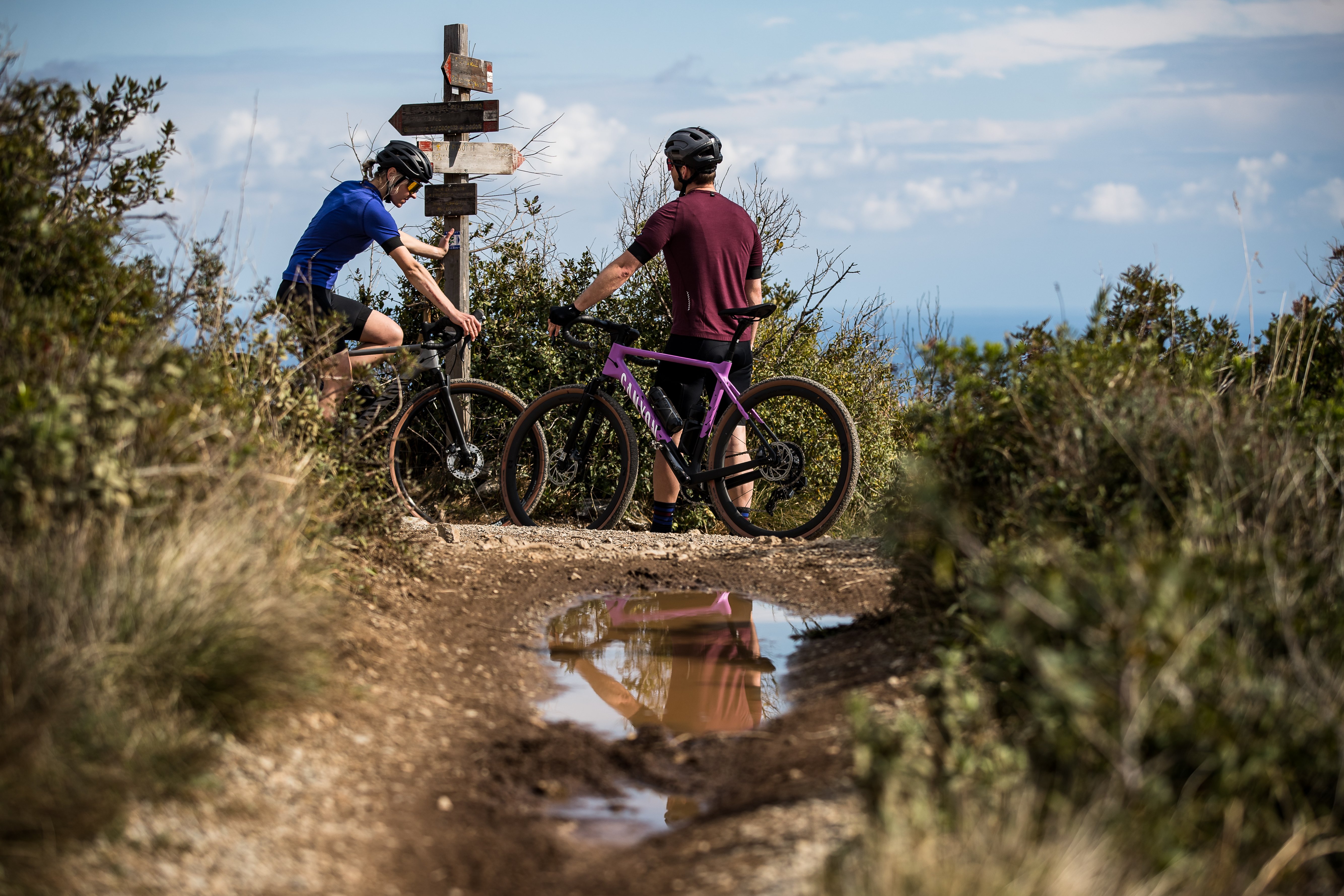 Gravelbike with suspension can ride even more terrain